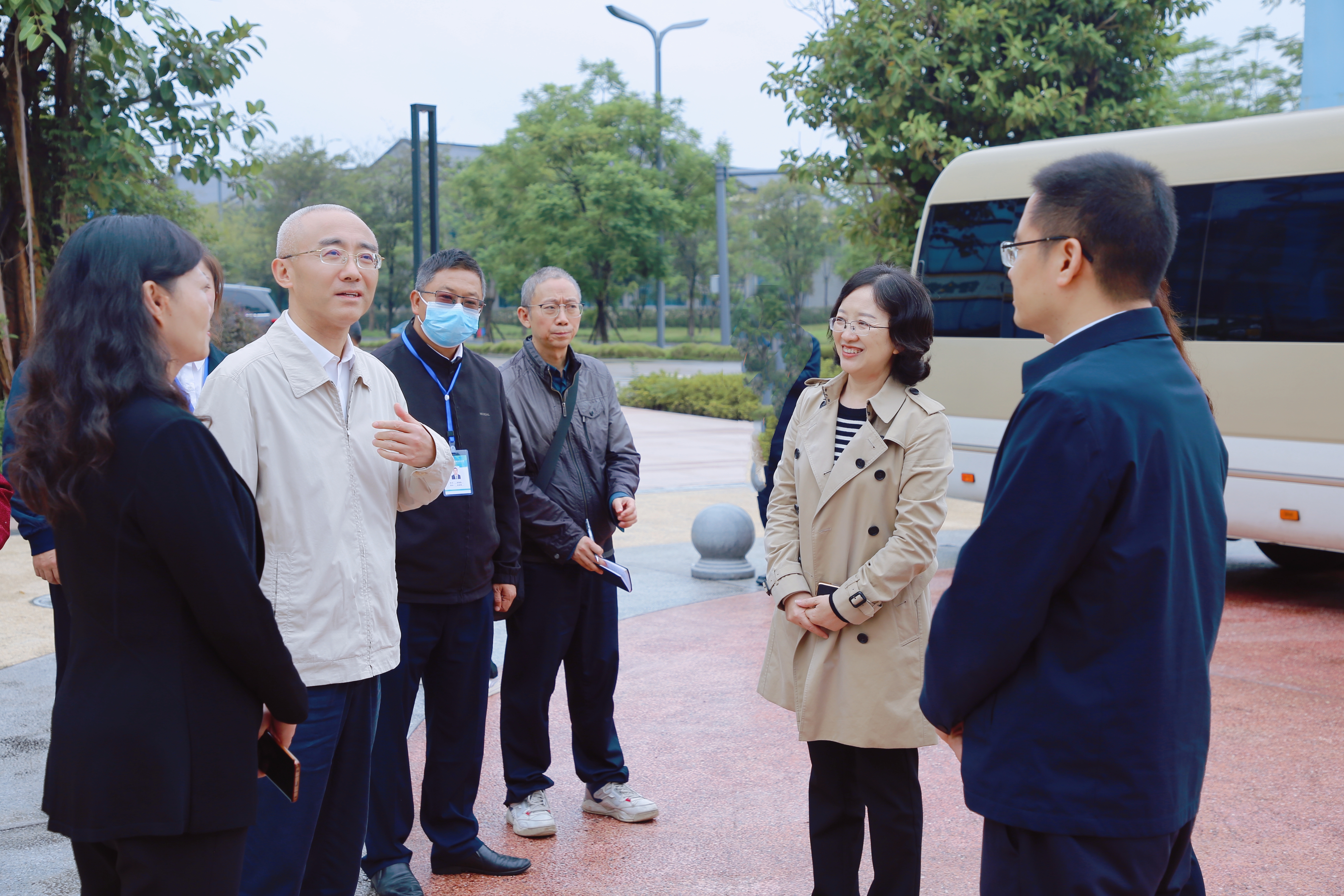 瀘州市委常委、組織部部長曹斌調(diào)研西南醫(yī)投集團(tuán)重點(diǎn)產(chǎn)業(yè)項(xiàng)目